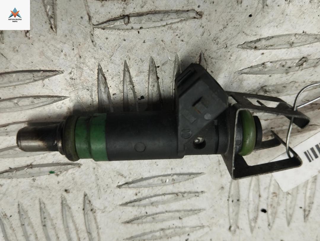 форсунка Ford Focus 1 поколение 2000, 1.6 л., i, бензин, АКПП, белый, хетчбэк 5 дв., 98MFBA - фото №1