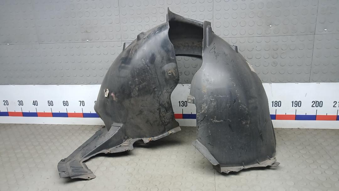 Подкрылок передний правый Skoda Octavia 3 поколение (A7) 2015, 1.6 л., дизель, МКПП, хетчбэк 5 дв., 5E0809958C - фото №1