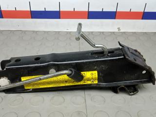 домкрат Volkswagen Passat B6 2008, 2.0 л., TDi, дизель, МКПП, седан, 3C0011031B