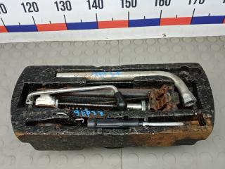 ящик под инструменты / набор инструментов Volkswagen Jetta 5 поколение 2008, 2.0 л., дизель, МКПП, седан, 4D0012219A, 1K0011031P