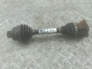 полуось передняя левая (приводной вал, ШРУС) Audi A4 B8 2009, 2.0 л., дизель, МКПП, чёрный, универсал, 8K0407271Q