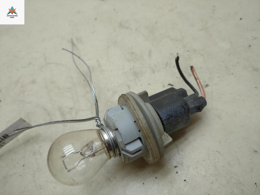 Патрон лампы указателя поворота Ford Transit 6 поколение 2005, 2.0 л., дизель, МКПП, белый, микроавтобус - фото №1