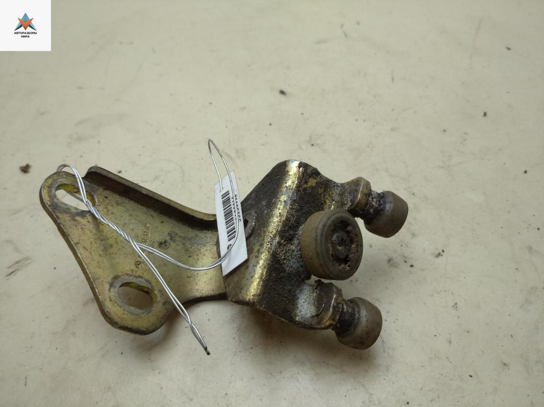 ролик двери сдвижной Volkswagen LT 2 поколение 2002, 2.5 л., дизель, МКПП, красный, микроавтобус, 9017601047 - фото №1