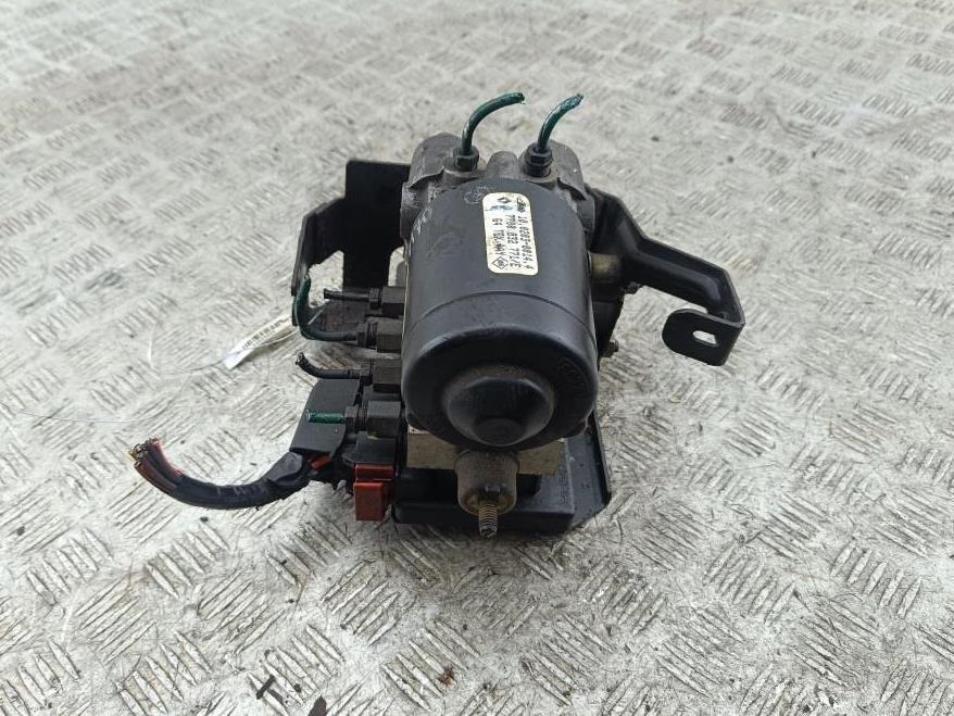 блок ABS Renault Megane I 1996, 1.6 л., бензин, МКПП, красный, хетчбэк 5 дв., 7700832771