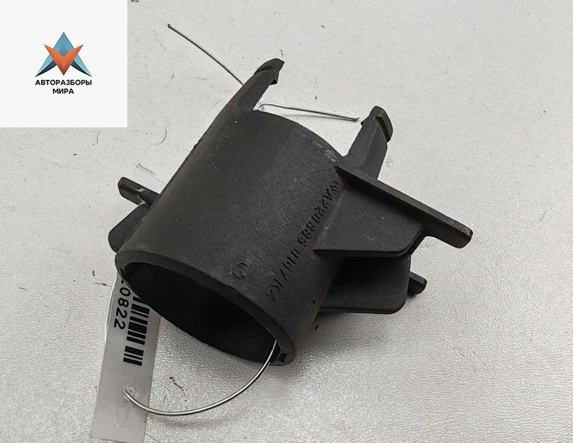 кронштейн (крепление) Mercedes-Benz S-Класс W220 1999, 3.2 л., бензин, АКПП, зелёный, седан, A2208850167KZ - фото №1