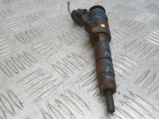 форсунка Peugeot 308 T7 [рестайлинг] 2012, 1.6 л., дизель, МКПП, хетчбэк 5 дв.