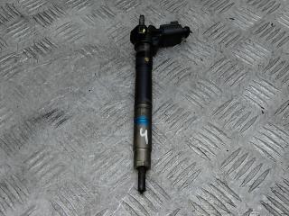 форсунка Volkswagen Scirocco 3 поколение 2010, 2.0 л., дизель, МКПП, хетчбэк 5 дв.