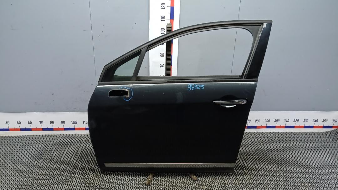 дверь передняя левая Citroen C5 2 поколение 2010, 2.0 л., дизель, МКПП, седан - фото №1