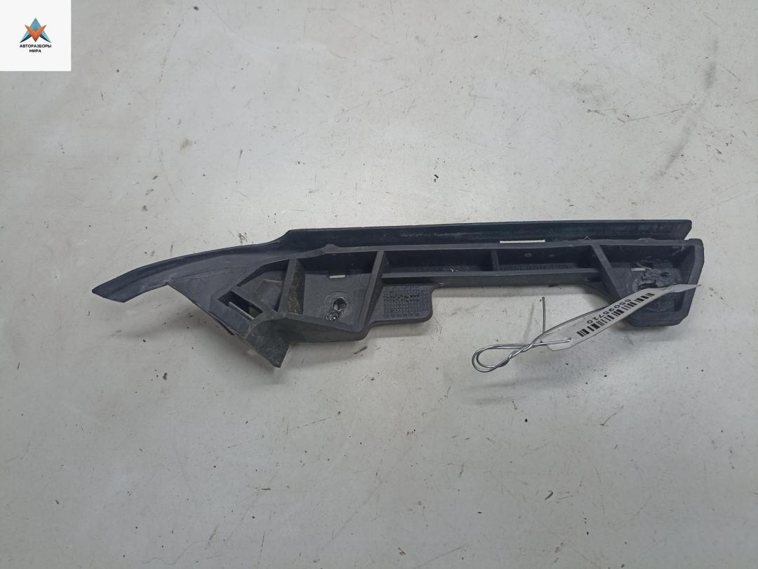 кронштейн переднего бампера Opel Astra G 2000, 1.6 л., бензин, МКПП, зелёный, хетчбэк 5 дв., 90559500 - фото №1