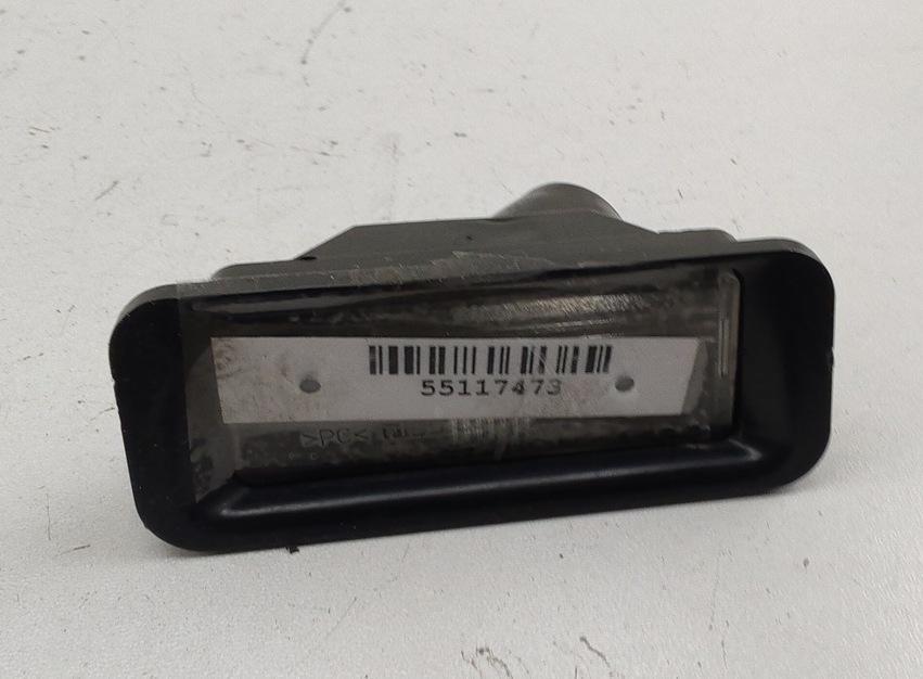 подсветка номера Nissan Almera N16 2005, 1.5 л., бензин, МКПП, серый, хетчбэк 5 дв.