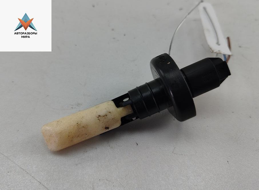 датчик уровня омывающей жидкости Mercedes-Benz CLS-Класс C219 2005, 3.5 л., бензин, АКПП, чёрный, седан, 2205400045 - фото №1