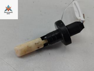 датчик уровня омывающей жидкости Mercedes-Benz CLS-Класс C219 2005, 3.5 л., бензин, АКПП, чёрный, седан, 2205400045