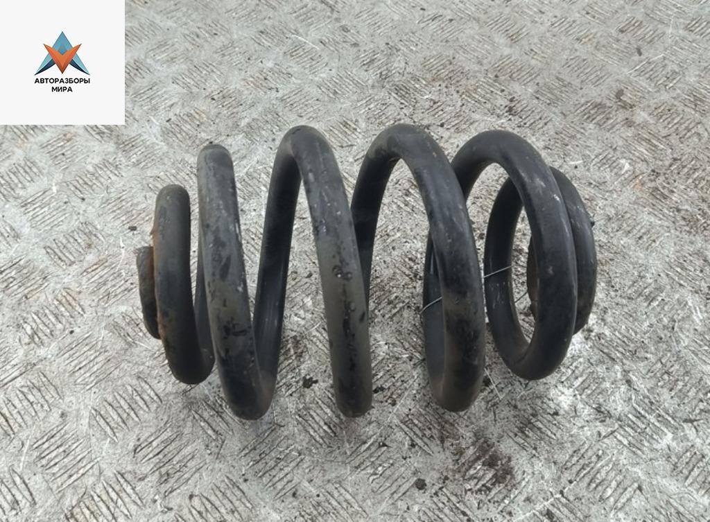 пружина задняя Volkswagen Transporter T4 1992, 2.4 л., дизель, МКПП, красный, микроавтобус - фото №1