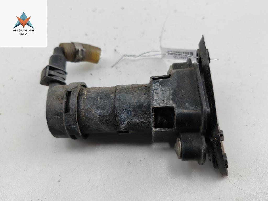 форсунка омывателя фары Audi A4 B6 2001, 2.5 л., дизель, МКПП, чёрный, универсал, 8E0955101 - фото №1