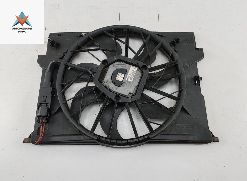 вентилятор радиатора Mercedes-Benz CLS-Класс C219 2005, 3.5 л., бензин, АКПП, чёрный, седан, 3137229008 - фото №1
