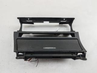 пепельница BMW 3 E46 2004, 2.0 л., бензин, МКПП, чёрный, седан, 8268887