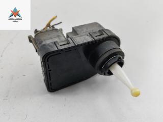 корректор фар Opel Omega B [рестайлинг] 2000, 2.2 л., бензин, МКПП, чёрный, универсал, 90565805