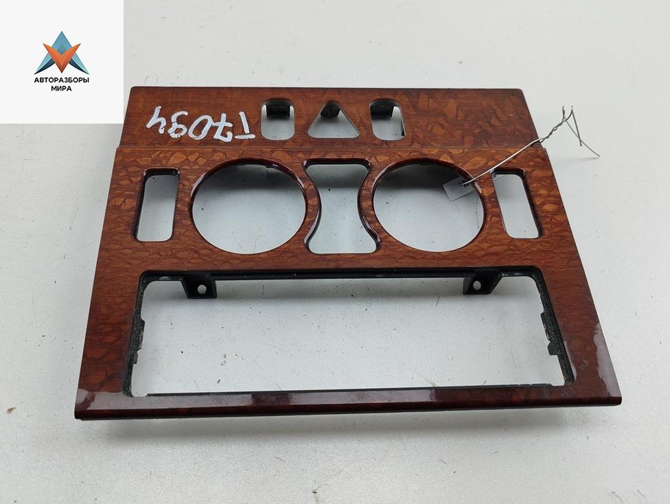 рамка под магнитолу Mercedes-Benz E-Класс W210/S210 1996, 2.0 л., бензин, МКПП, синий, седан, 2106880308 - фото №1