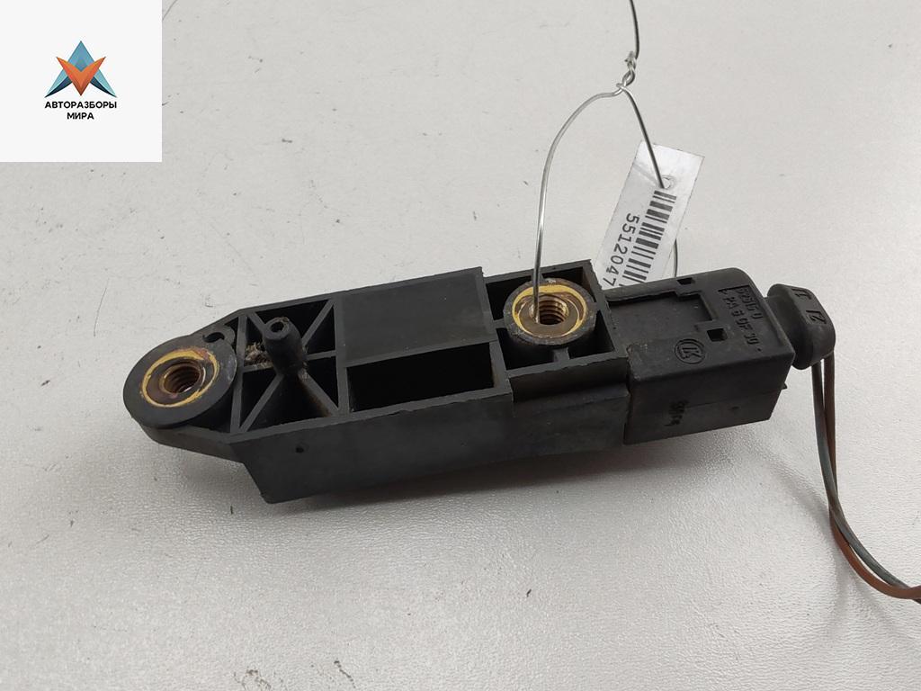 датчик AirBag Mercedes-Benz CLS-Класс C219 2005, 3.5 л., бензин, АКПП, чёрный, седан, A0028202726 - фото №1