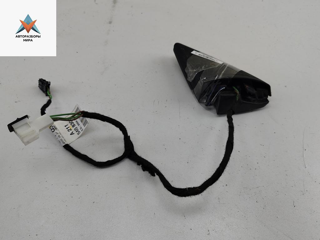 Накладка крыла (уголок зеркала) переднего левого Mercedes-Benz CLS-Класс C219 2005, 3.5 л., бензин, АКПП, чёрный, седан, 2197250194 - фото №1