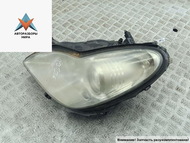 фара левая Mercedes-Benz CLS-Класс C219 2005, 3.5 л., бензин, АКПП, чёрный, седан - фото №1