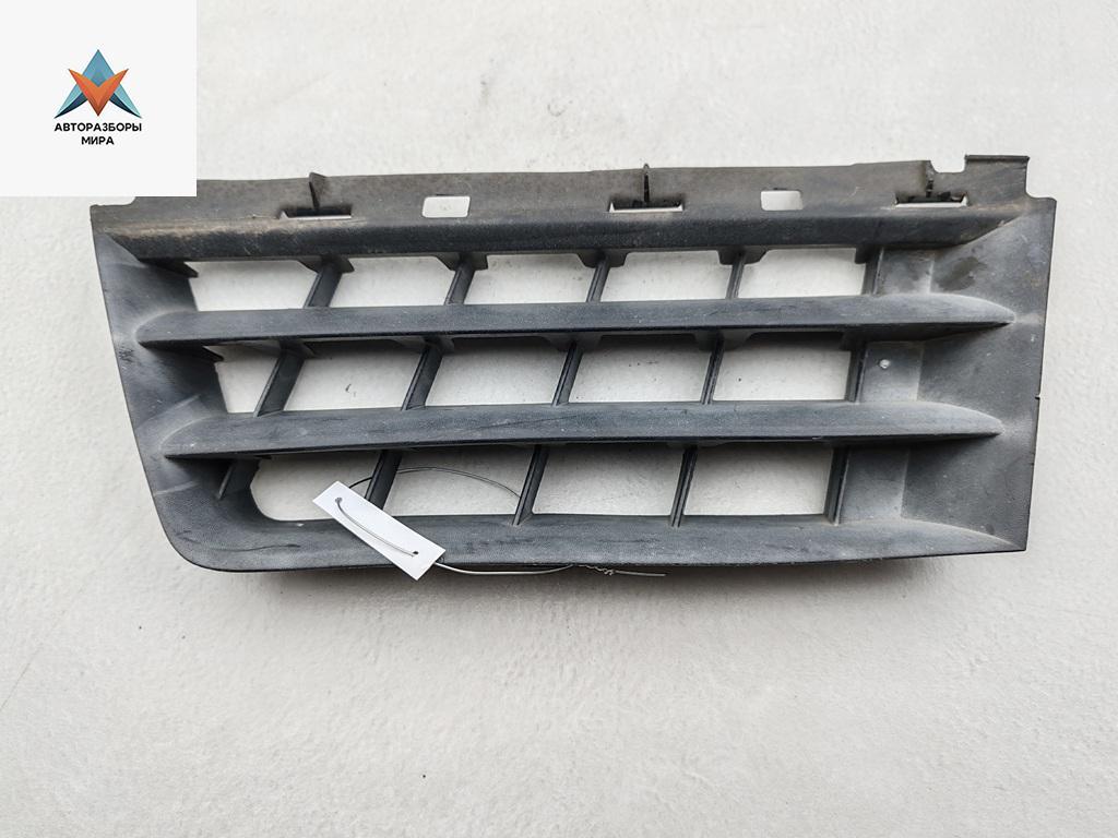решетка радиатора Renault Scenic 2 поколение 2004, серый, минивэн, 8200140329 - фото №1