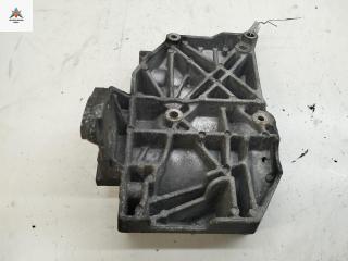 кронштейн компрессора кондиционера Volkswagen Passat B5 [рестайлинг] 2004, 1.9 л., дизель, МКПП, серый, седан, 038260885C