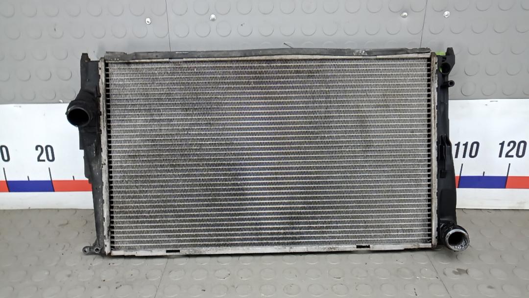 радиатор охлаждения BMW 3 серия E90/E91/E92/E93 2007, 2.0 л., 320d, дизель, МКПП, седан - фото №1