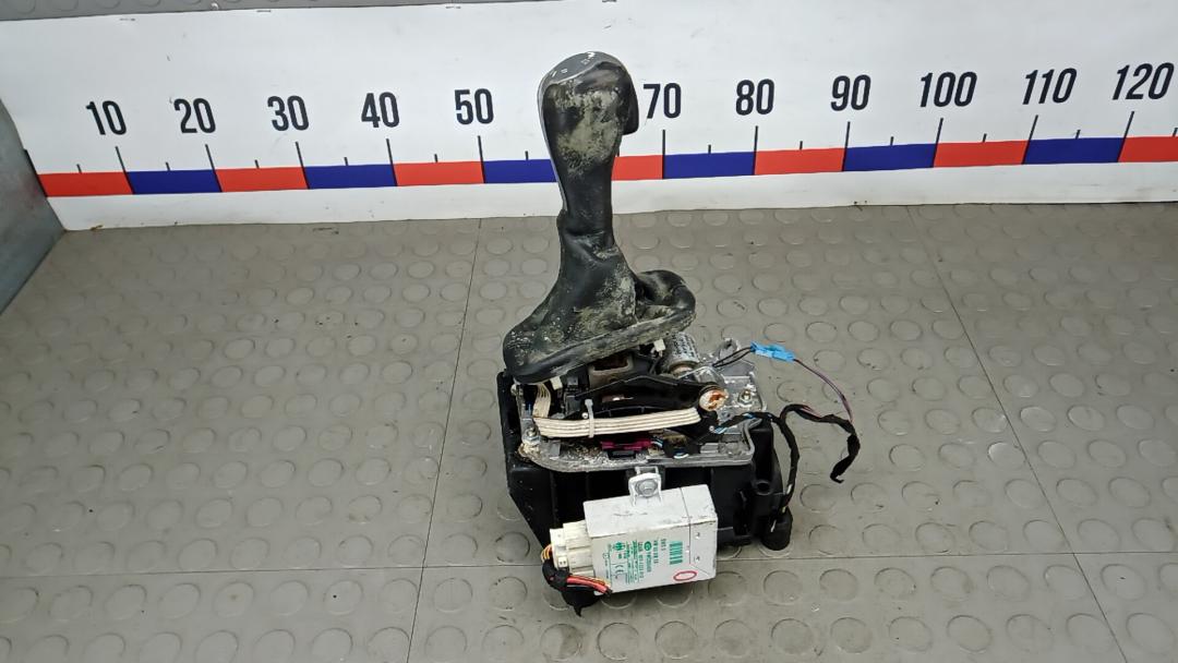 кулиса Land Rover Range Rover 3 поколение 2003, 4.4 л., бензин, АКПП, внедорожник 5 дв., UCD000022, UCB000051 - фото №1