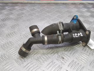 Корпус термостата бензиновый Ford Focus 2 поколение [рестайлинг] 2009, 1.6 л., бензин, МКПП, хетчбэк 5 дв.