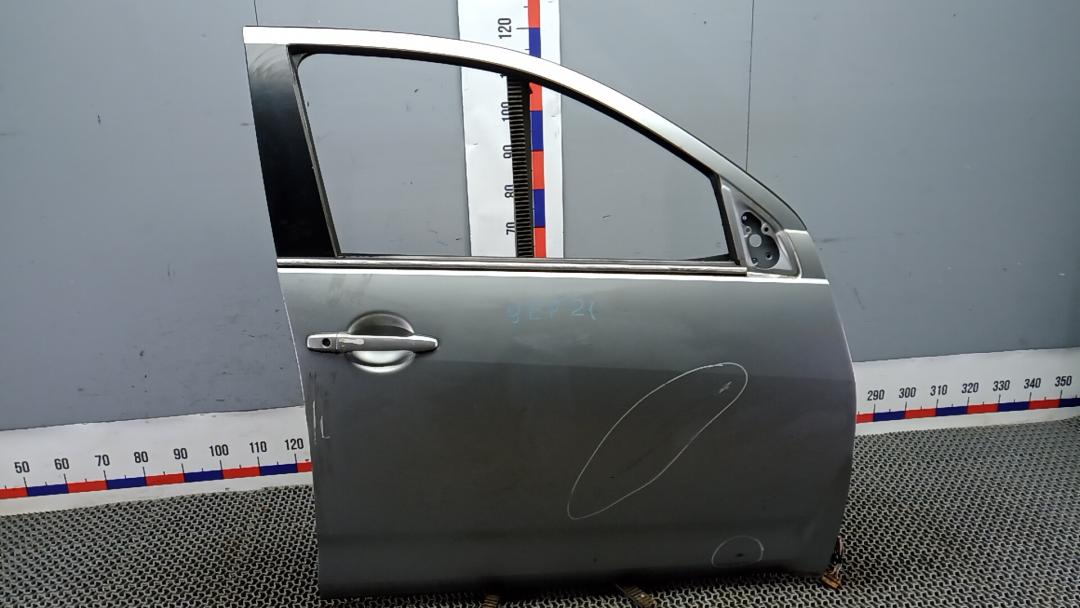 дверь передняя правая Citroen C-Crosser 1 поколение 2007, 2.2 л., D HDi, дизель, МКПП, внедорожник 5 дв. - фото №1