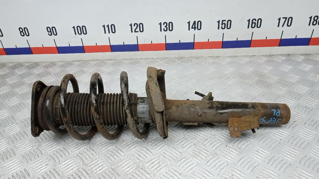 Стойка Ford Kuga 1 поколение 2011, 2.0 л., TDCi 4x4, дизель, МКПП, внедорожник 5 дв. - фото №1