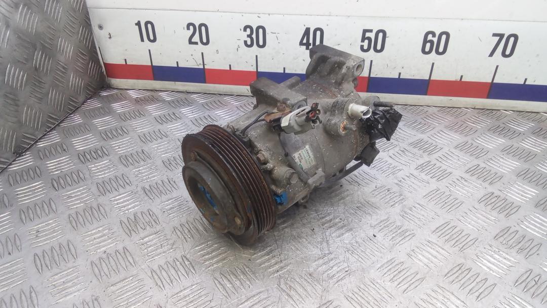 компрессор кондиционера Hyundai ix35 1 поколение 2012, 1.6 л., бензин, МКПП, внедорожник 5 дв., 977012Y600 - фото №1