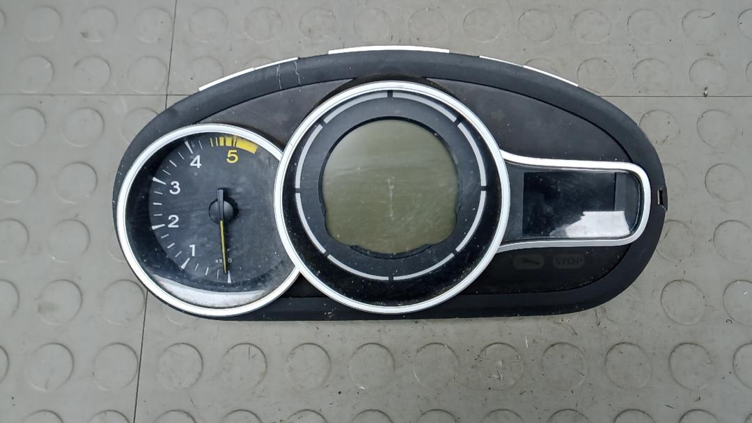 приборная панель Renault Fluence 1 поколение 2011, 1.5 л., дизель, МКПП, седан - фото №1