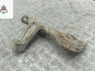 Кронштейн крепления рычага передней подвески Volkswagen Touran 1 поколение [рестайлинг] 2007, 2.0 л., бензин, МКПП, синий, минивэн