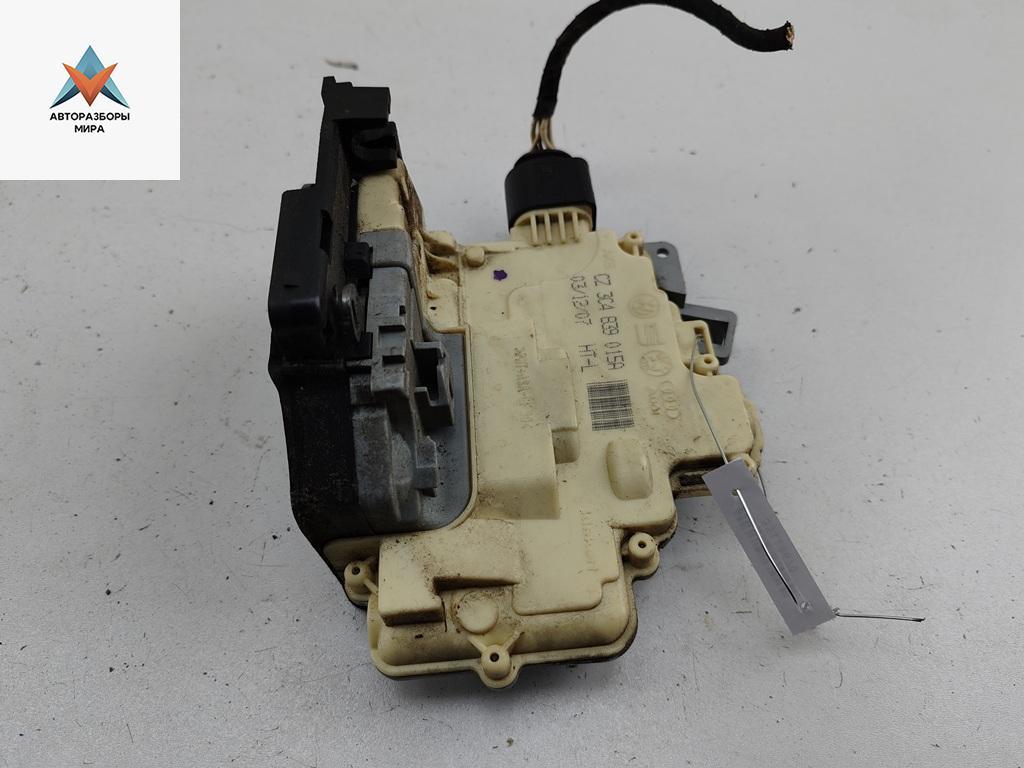 замок двери задней левой Volkswagen Passat B6 2007, 2.0 л., бензин, МКПП, синий, универсал, 3C4839015 - фото №1