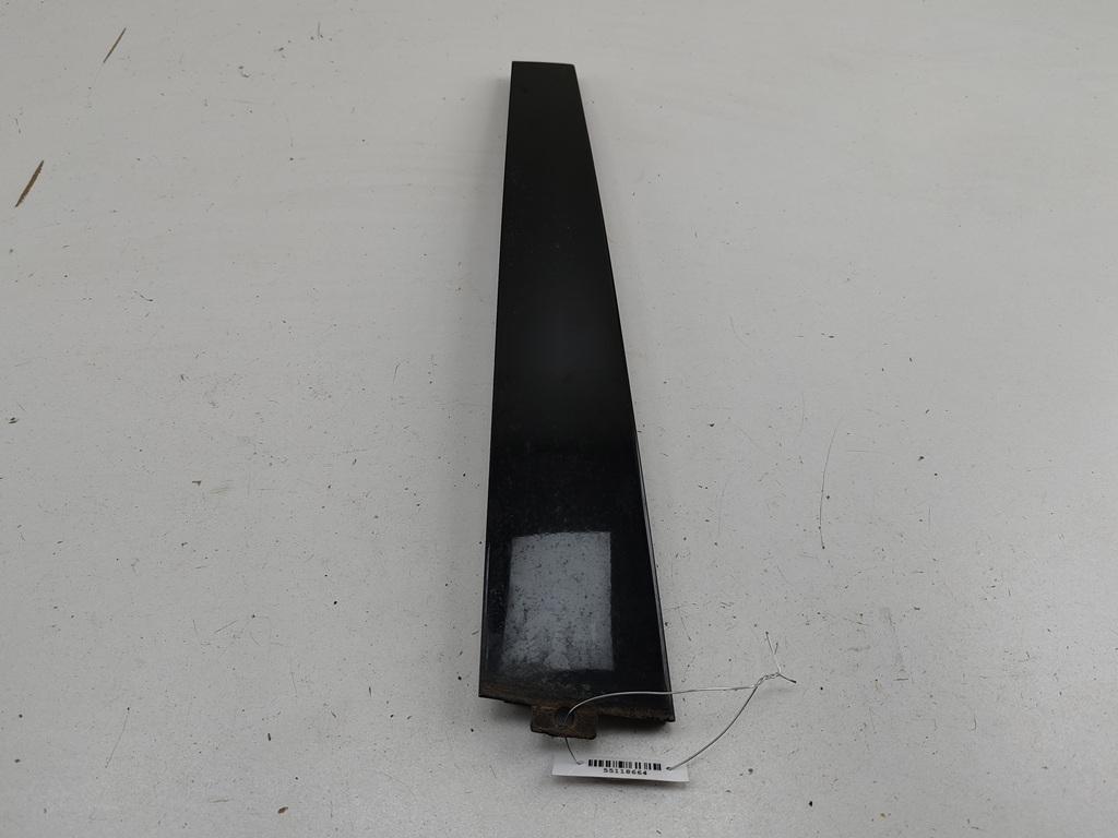 накладка двери (крышки) багажника Volkswagen Passat B5 1999, 1.6 л., бензин, МКПП, зелёный, универсал, 3B0839902 - фото №1