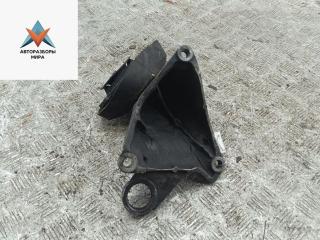 кронштейн КПП Volkswagen Passat B5 [рестайлинг] 2001, 1.9 л., дизель, МКПП, чёрный, универсал