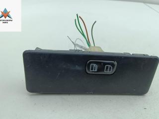 кнопка стеклоподъемника переднего правого Mercedes-Benz Vito-1 W638 2001, 2.2 л., дизель, МКПП, чёрный, микроавтобус