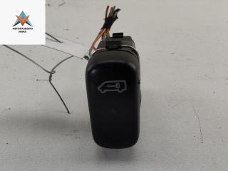 кнопка центрального замка Mercedes-Benz Vito 2001, 2.2 л., дизель, МКПП, чёрный, микроавтобус, 0065452107
