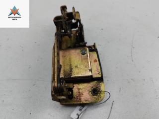 замок двери передней левой Volkswagen Transporter T4 1992, 2.4 л., дизель, МКПП, красный, микроавтобус, 701837015C