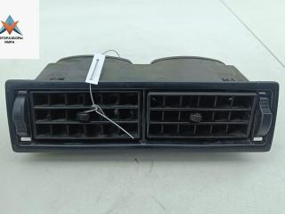 дефлектор обдува салона Volkswagen Transporter T4 1992, 2.4 л., дизель, МКПП, красный, микроавтобус, 191819709A