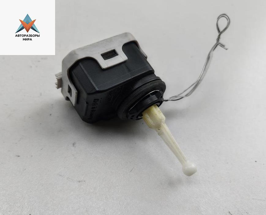 корректор фар Mercedes-Benz Sprinter W901-W905 2002, 2.2 л., дизель, робот, белый, микроавтобус, 007878 - фото №1