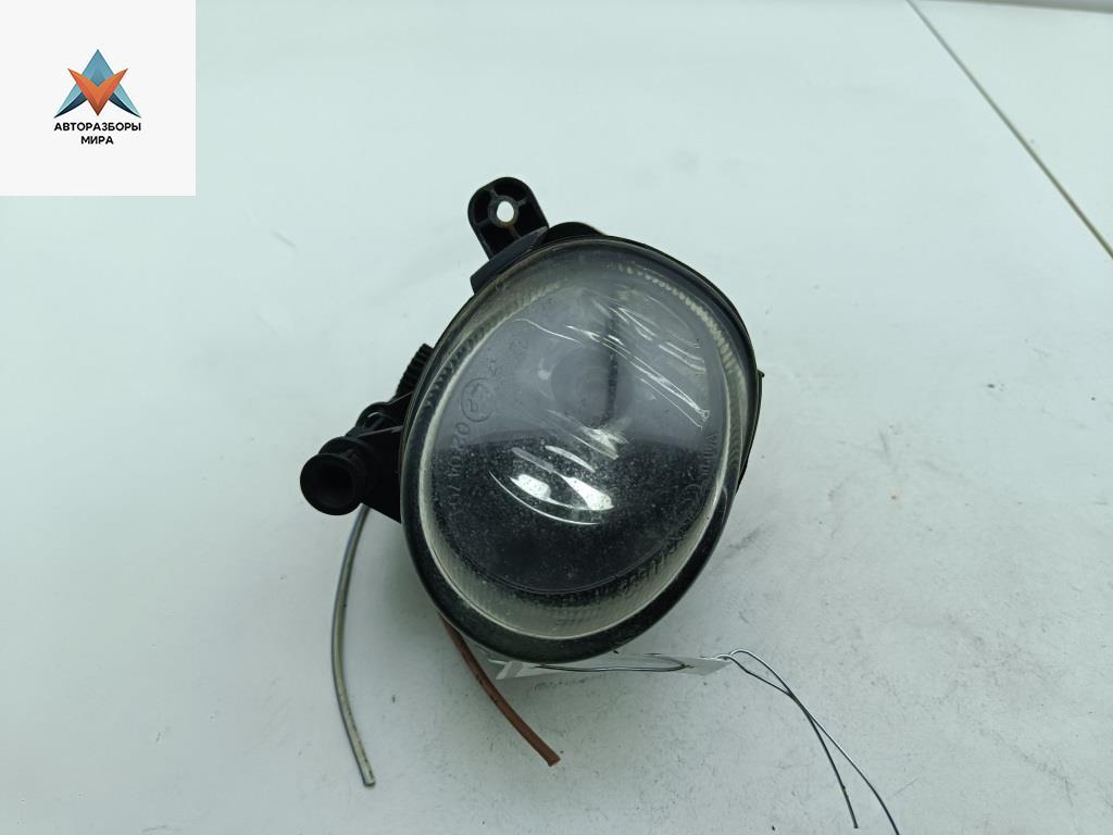 фара противотуманная левая Audi A4 B8/8K 2009, 2.0 л., дизель, МКПП, чёрный, универсал, 8T0941700 - фото №1