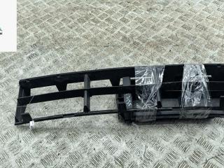 заглушка (решетка) в бампер BMW 5 серия E39 [рестайлинг] 2001, 2.2 л., бензин, МКПП, серый, седан, 8235674, 8235563, 8235567