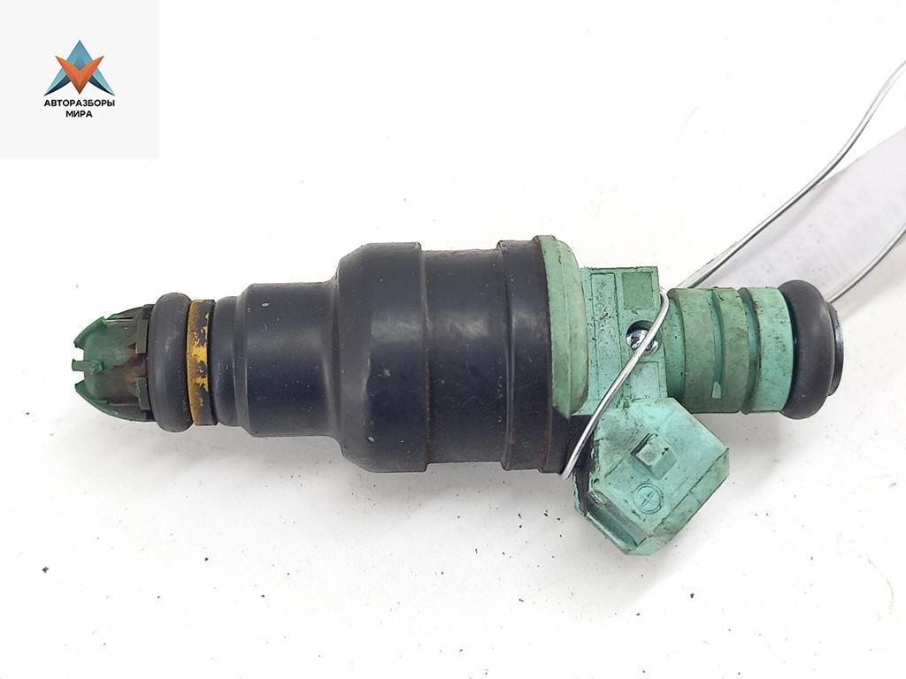 форсунка BMW 5 серия E39 1997, 2.0 л., бензин, МКПП, синий, седан, 0280150415 - фото №1