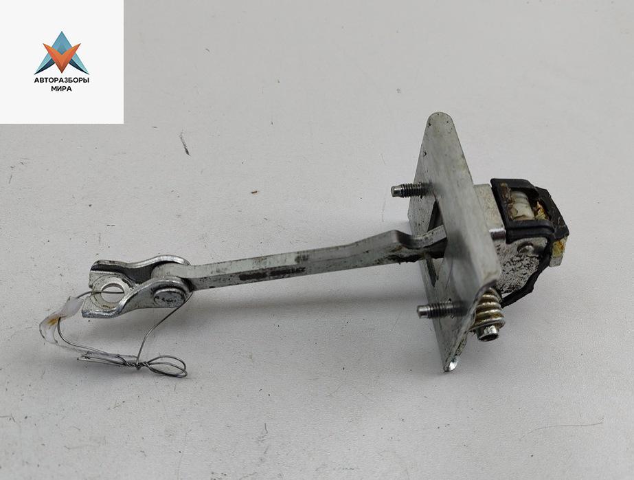 ограничитель открывания двери Peugeot 308 T7 2008, универсал, 2312025 - фото №1