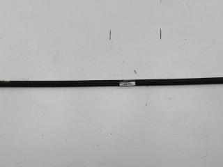 Молдинг стекла двери наружный Volkswagen Caddy 2007, 1.4 л., бензин, МКПП, красный, фургон
