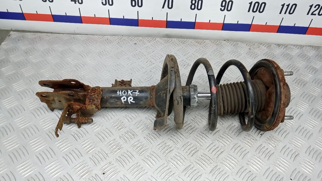 Стойка Mitsubishi ASX 1 поколение 2010, 1.6 л., бензин, МКПП, внедорожник 5 дв., 4040A245, MN101372, 4060A326 - фото №1