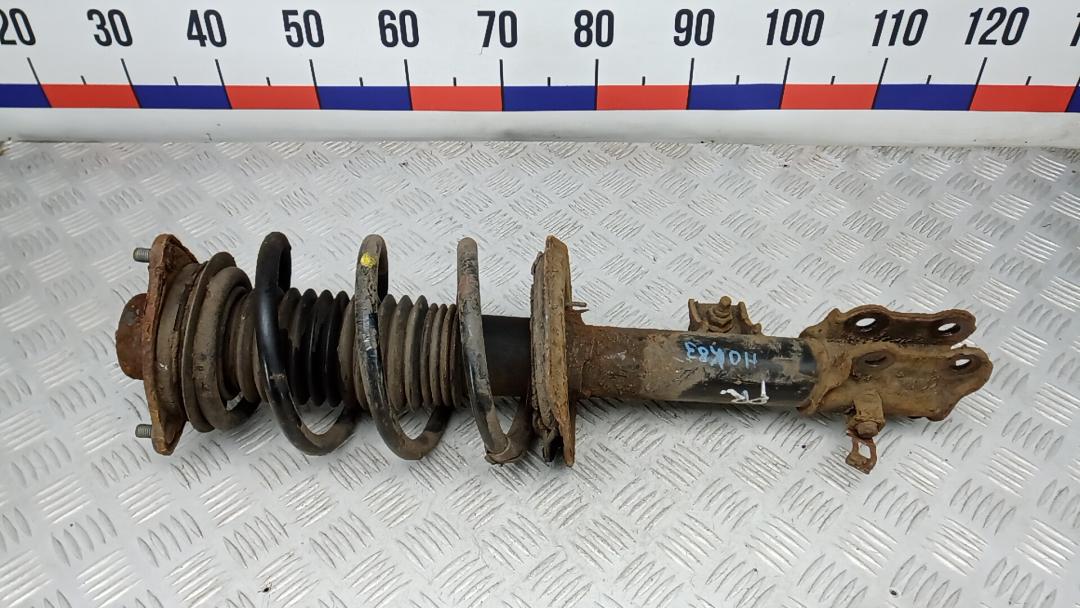 Стойка Kia Sportage 3 поколение 2013, 1.7 л., дизель, МКПП, внедорожник 5 дв., 546302Y754, 546102Y100, 546613U360 - фото №1